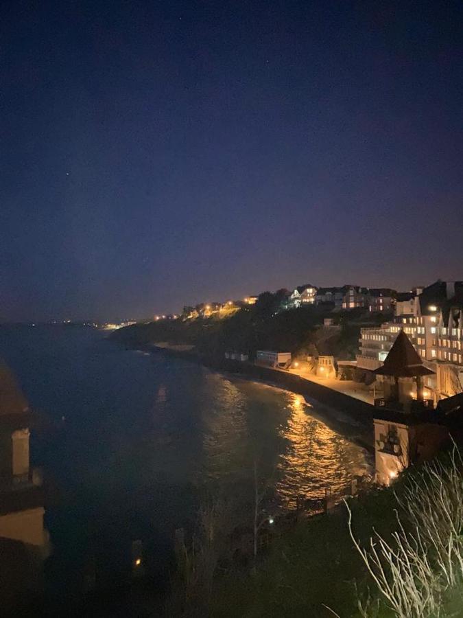Les Roches Grises, Luxueuse Villa Face Mer, 4Etoiles, Spa Et Jardin Panoramique, Societe La Clef Decamp Granville Bagian luar foto